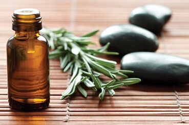 ola crann tae le haghaidh fungas toenail